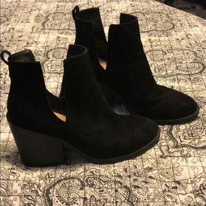 Mossimo soft black heels